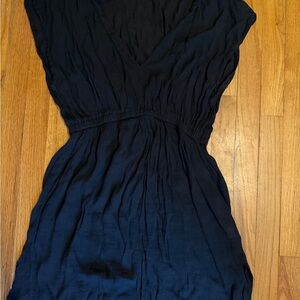 Cupshe Black V-Neck Swim Coverup